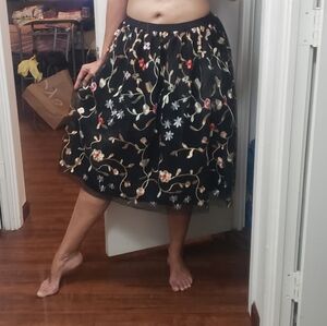 See You Monday Whimsigoth Tulle Floral embroidered Midi Skirt size L NWT